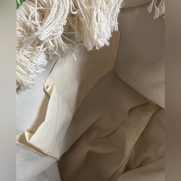 boho rug style woven large bag - Picture 8 of 8